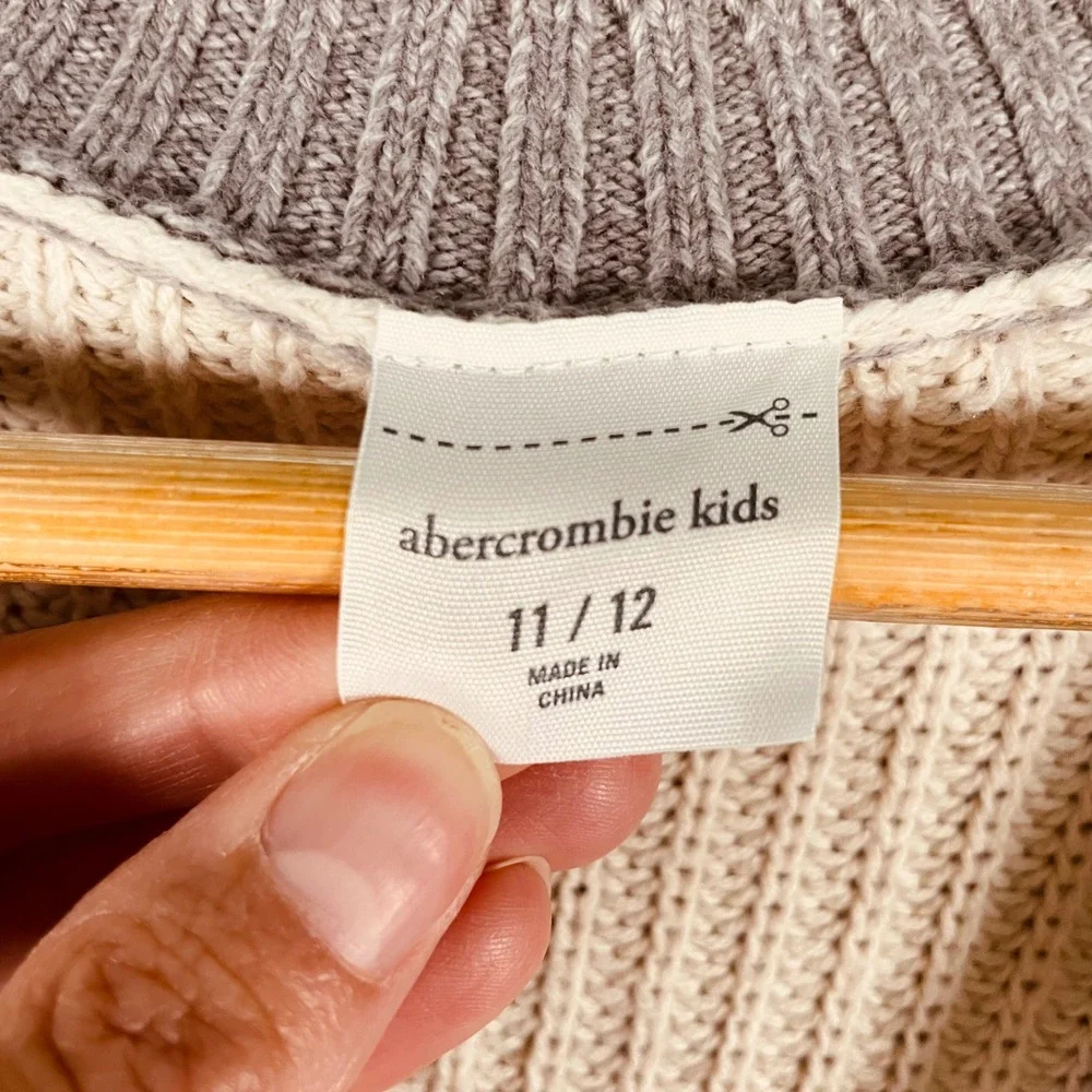abercrombie kids features style